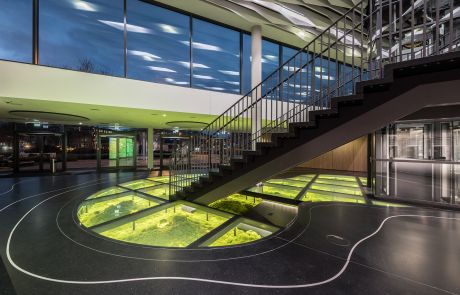 Inneneinrichtung und Interior Design Eingangshalle Kulturbauten