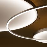 Moderne Deckenbeleuchtung in der Strahlentherapiepraxis