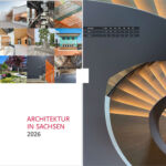 Titelseite des Architekturkalenders 2026 mit modernen Bauwerken aus Sachsen